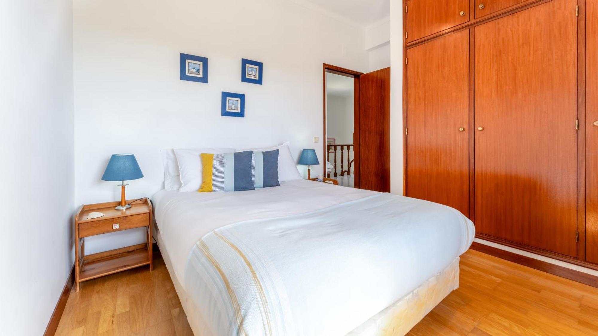 Sunny & Calm 4 Bdr House W/ Pool By Lovelystay Santo Estevao  Bagian luar foto