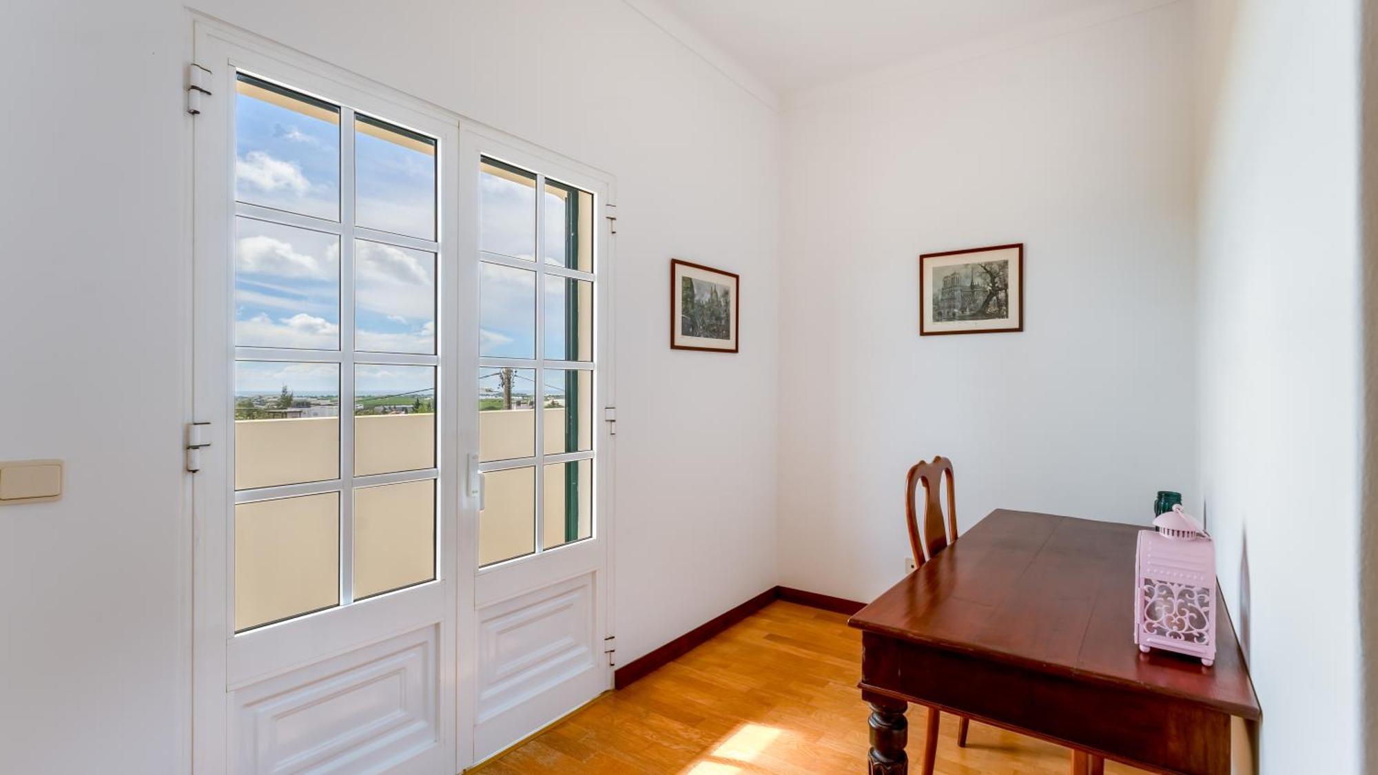 Sunny & Calm 4 Bdr House W/ Pool By Lovelystay Santo Estevao  Bagian luar foto