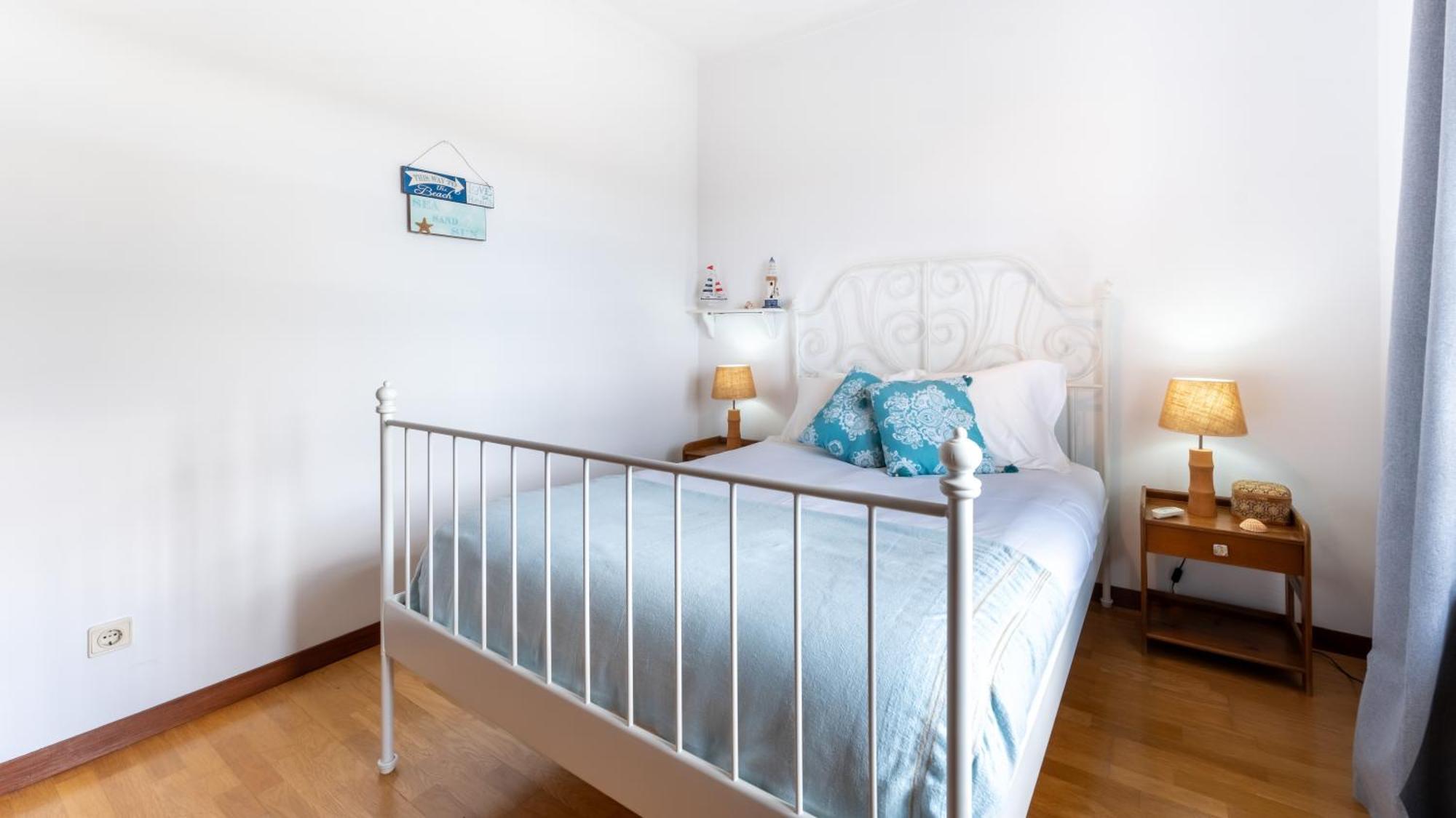 Sunny & Calm 4 Bdr House W/ Pool By Lovelystay Santo Estevao  Bagian luar foto